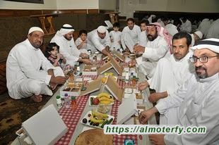 جمعية البر المطيرفي تقيم إفطار الجميع بيد الجميع 