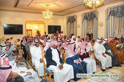اللقاء الأول للفرق الشعبية بدار نوره الموسى وبتنظيم فنون الأحساء