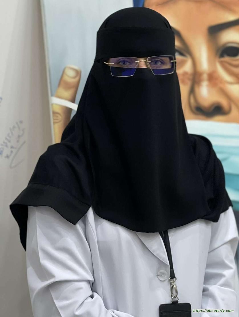 الاخصائيه هيفاء الحويجي تنال لقب جائزة الموظف المتميز في صحة الاحساء