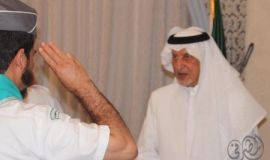 سمو الأمير خالد الفيصل يستقبل المُشرف على معسكرات الخدمة العامة